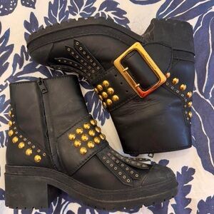 Burberry Studded moto Boots 41 US Sz 9.5